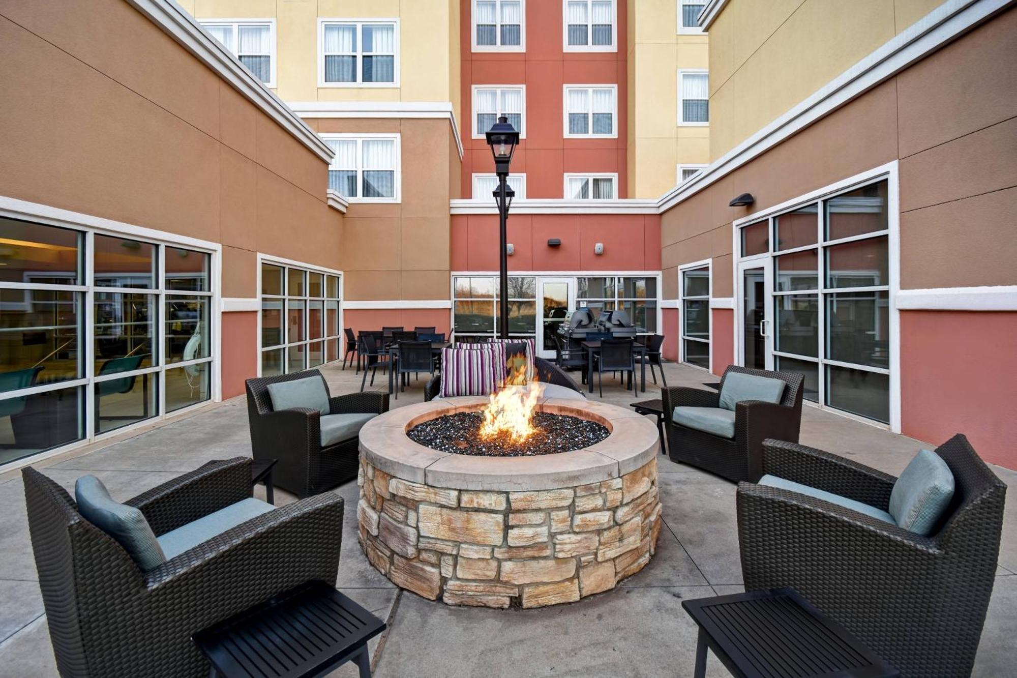 Residence Inn By Marriott Stillwater Exteriör bild